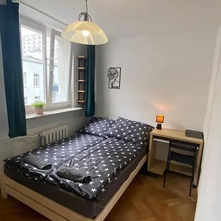 In - K3 - 2 Hostel